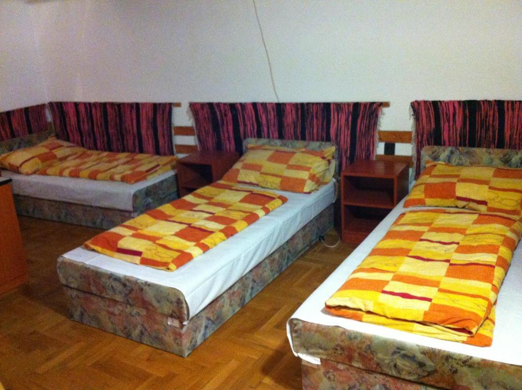 Season Hostel 2 Budapeşte Oda fotoğraf